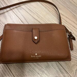 Kate Spade crossbody wallet